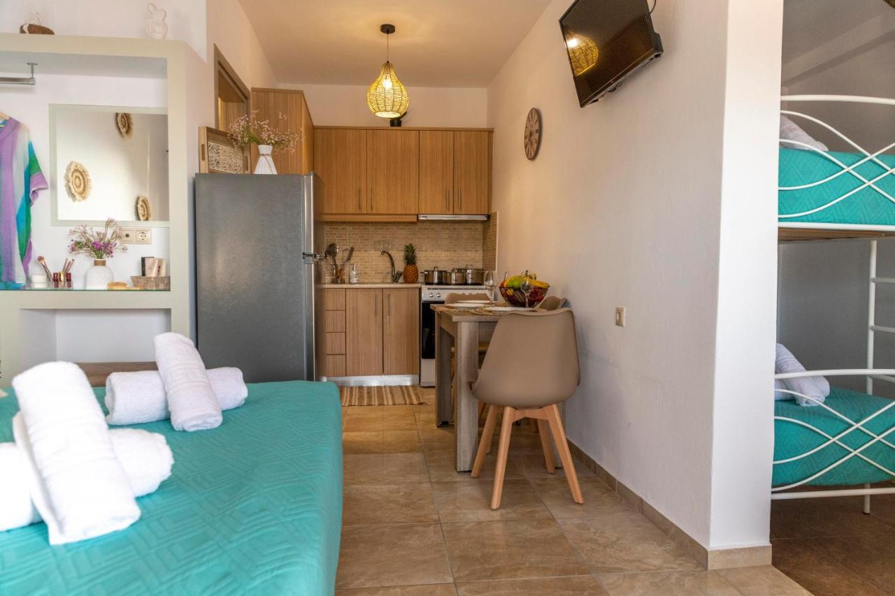 Georgia * Matala (Crete)